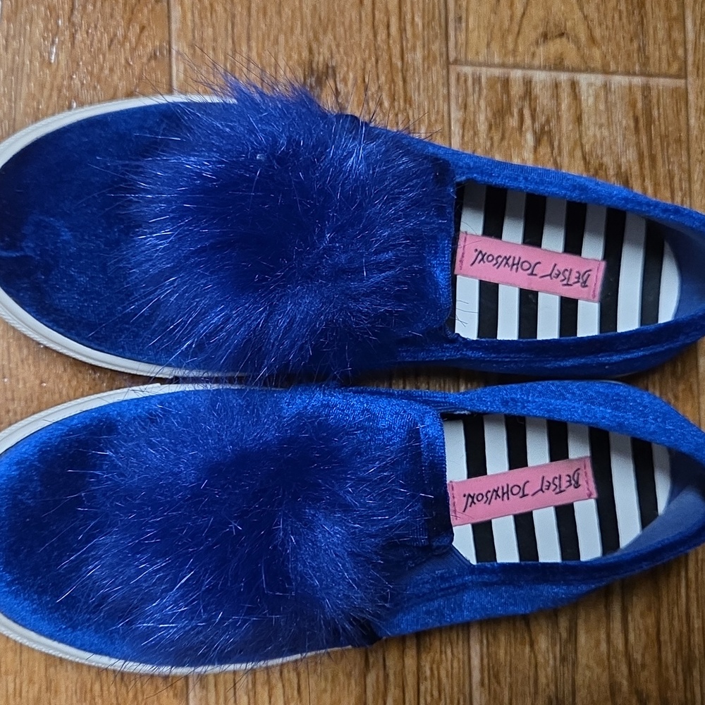 Betsey Johnson Pom Pom Sneakers